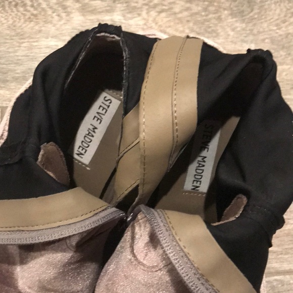 Steve Madden Velvet Sock booties - Picture 3 of 7